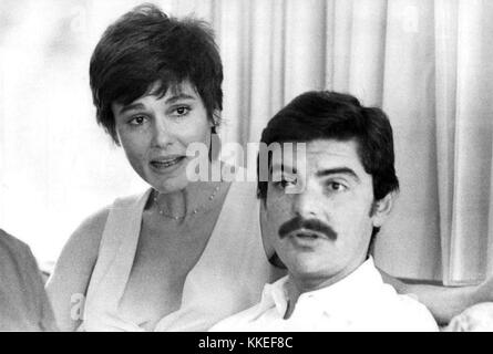 Paula Prentiss Richard Benjamin 1973 Banque D'Images