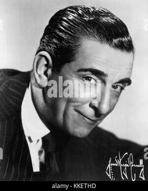 Edward Everett Horton était un acteur américain célèbre pour ses rôles comiques. Cette image de 1958 le capture pendant une période de prédominance dans le cinéma et la télévision, contribuant à son héritage dans l'industrie du divertissement. Banque D'Images