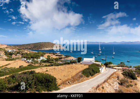 Vue magnifique sur la baie de l'île de Lipsi Katsadia, Dodécanèse, Grèce Banque D'Images