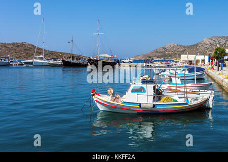 23 août 2017 - L'île de Lipsi, Grèce - Le port pittoresque de l'île de Lipsi, Dodécanèse, Grèce Banque D'Images