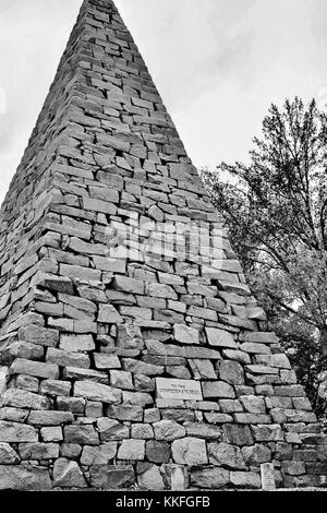 Pyramide de pierres dédiée à la confederate dead. Banque D'Images