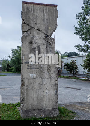 Morceau du mur de Berlin, Lunenburg, Nouvelle-Écosse, Canada. Banque D'Images