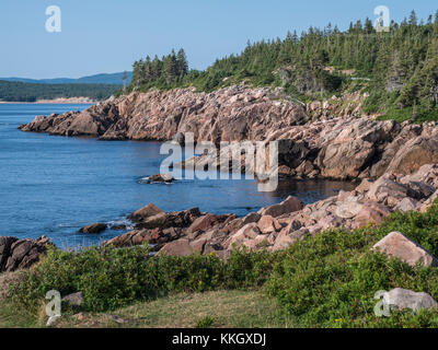 Des rochers près de Tête Lakies, Cabot Trail, Cape Breton Highlands National Park, l'île du Cap-Breton, Nouvelle-Écosse, Canada. Banque D'Images