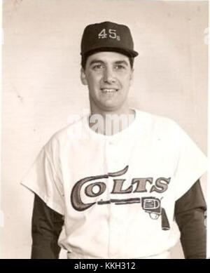 Bob Aspromonte est un ancien joueur de baseball professionnel, reconnu pour sa carrière avec les Colt 45s de Houston et les mets de New York dans les années 1960 Banque D'Images
