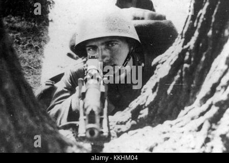 Cette image représente un soldat de l'infanterie polonaise de l'année 1939. L'infanterie polonaise a joué un rôle important au début de la seconde Guerre mondiale, défendant leur pays contre l'invasion. Banque D'Images