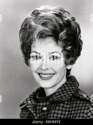 Barbara Rush est une actrice américaine connue pour ses rôles à la télévision et au cinéma au milieu du XXe siècle, contribuant à l'âge d'or de Hollywoodâ avec des performances remarquables. Banque D'Images