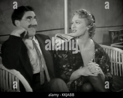 Groucho Marx-Eve Arden à la bande-annonce du Cirque Banque D'Images