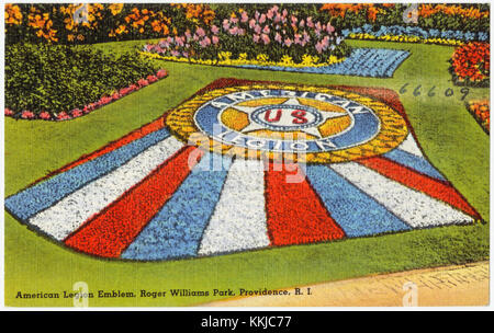 L’emblème de la Légion américaine au Roger Williams Park à Providence, Rhode Island, symbolise les valeurs et les traditions de la Légion américaine, une organisation veteransâ€™. L'emblème sert de reconnaissance publique de la contribution des anciens combattants américains et de leur service au pays. Banque D'Images