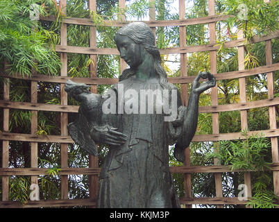 APPAREIL PHOTO NUMÉRIQUE OLYMPUS Phipps Conservatory Broderie Room, Maiden Statue 2 par Edmund Amateis, 2015-10-24, 02 Banque D'Images