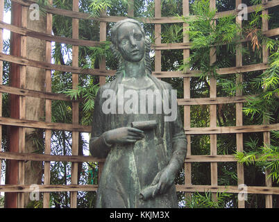 APPAREIL PHOTO NUMÉRIQUE OLYMPUS Phipps Conservatory Broderie Room, Maiden Statue 1 par Edmund Amateis, 2015-10-24, 02 Banque D'Images