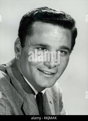 Peter Falk est présenté dans une émission de NBC de 1967 de 'You Don't Say !' où il met en valeur son talent d'acteur. Falk était un acteur bien connu, en particulier pour son rôle dans la série télévisée Columbo. Banque D'Images