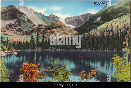 Lac Bear (alt. 9,550 pi) Rocky Mountain National Park, Colorado, long's Peak (alt. 14,255 pi) et la gorge du glacier en arrière-plan (7725170442) Banque D'Images