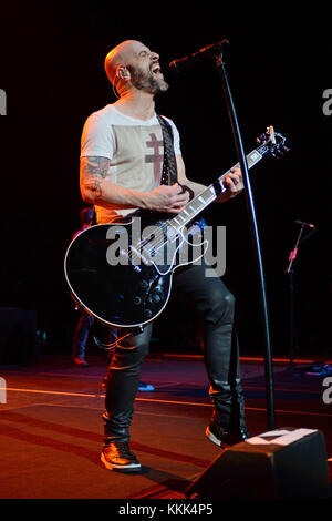 HOLLYWOOD FL - 27 novembre : de Chris Daughtry Daughtry effectue au Hard Rock Live eu lieu au Seminole Hard Rock Hotel & Casino le 27 novembre 2015 à Hollywood, Floride Personnes : Chris Daughtry Banque D'Images