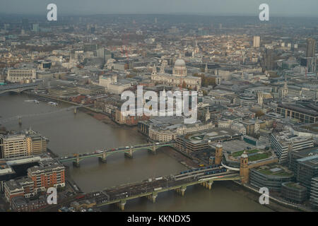 Vues de Londres prise depuis le sommet du shard, le plus haut bâtiment de la capitale britannique. photo date : mercredi, 22 novembre, 2017. photo : Roger garfield/al Banque D'Images