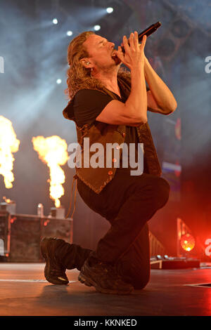 MIAMI FL - 02 JUILLET : Fher Olvera de Mana se produit à l'AmericanAirlines Arena le 2 juillet 2015 à Miami, Floride. Personnes: Fher Olvera Banque D'Images