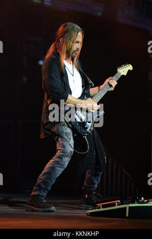 MIAMI FL - 02 JUILLET : Sergio Vallon de Mana se produit à l'AmericanAirlines Arena le 2 juillet 2015 à Miami, Floride. Personnes: Sergio Vallin Banque D'Images