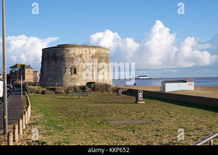 L'un des tours Martello construites pendant les guerres napoléoniennes comme une défense contre la menace d'armée d'invasion de Napoléon. Ils ont aussi servi de regarder Banque D'Images