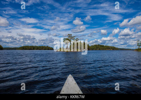 Tour en canoë sur le lac, Stora, Götaland Suède, Dalsland Banque D'Images