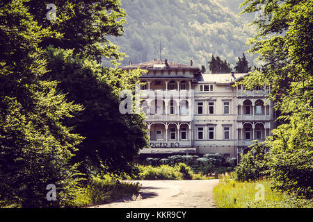 Un hôtel abandonné dans les montagnes du Harz, Allemagne Banque D'Images