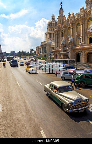 Oldtimer à La Havane, capitale de Cuba Banque D'Images