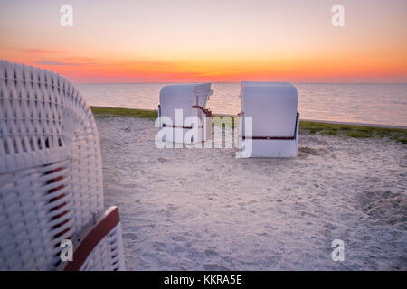 Coucher de soleil sur la plage de Harlesiel Banque D'Images