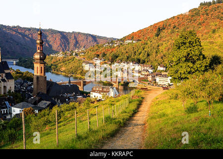 Vue sur la rivière de la Moselle à Cochem Banque D'Images