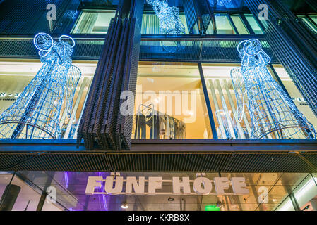 Germany, Bavaria, Munich, funf hofe luxury shopping centre, extérieur Banque D'Images