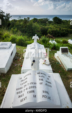 Saint Kitts et Nevis, Nevis, Lehinch Lodge, saint Thomas l'Église anglicane, cimetière Banque D'Images