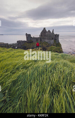 Ruines du château de dunluce, Irlande du Nord, le comté d'Antrim, bushmills, Royaume-Uni Banque D'Images