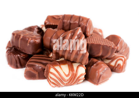 Belgique savoureux moelleux au chocolat, pralines isolated on white Banque D'Images