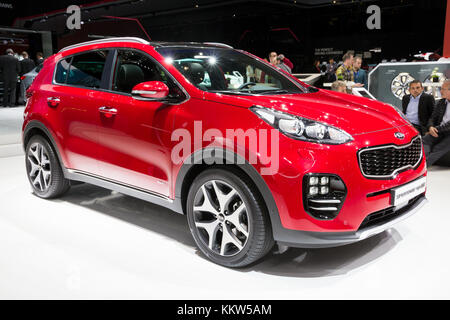 Genève, Suisse - 1 mars 2016 : Kia Sportage GT Line Compact SUV 4x4 présenté à la 86e Salon International de l'Automobile de Genève. Banque D'Images