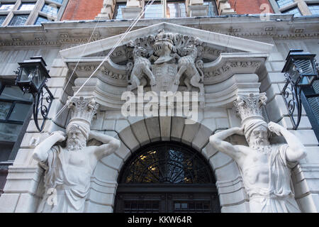 Entrée de Drapers' Hall sur Throgmorton Street, London, EC2, UK Banque D'Images