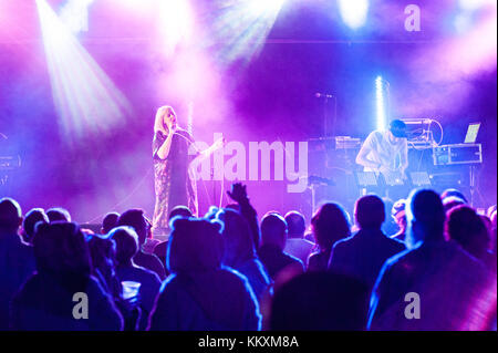 Bognor Regis, Royaume-Uni. 2 décembre 2017. Avec sans play Electric Dreams Festival. Crédit : Ken Harrison/Alamy Live News Banque D'Images