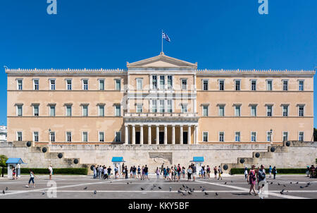 Le bâtiment du Parlement grec (ancien Palais Royal) à la place Syntagma, Athènes, Grèce Banque D'Images