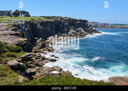 Pointe à dolphin point dans dunningham park à Coogee Beach, coogee, une banlieue est de Sydney, New South Wales, Australia Banque D'Images