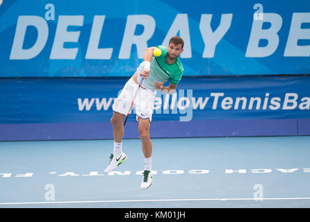 DELRAY BEACH, Floride - 18 FÉVRIER : Grigor Dimitrov à Delray Beach ouvert au Delray Beach Stadium & tennis Centre le 18 février 2016 à Delray Beach, Floride. Personnes : Grigor Dimitrov Banque D'Images