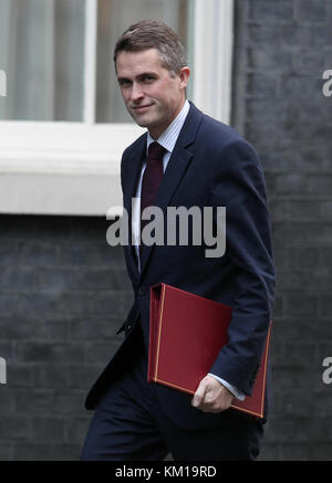 Londres, Royaume-Uni. 28 novembre, 2017. Le Secrétaire à la défense, Gavin Williamson assiste à la réunion hebdomadaire du cabinet à Downing Street, Londres Banque D'Images