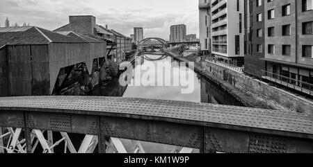 Photo aérienne du pont de corde de Salford Banque D'Images