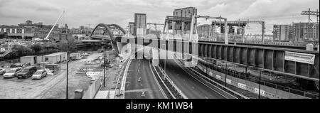 Photo aérienne du pont de corde de Salford Banque D'Images