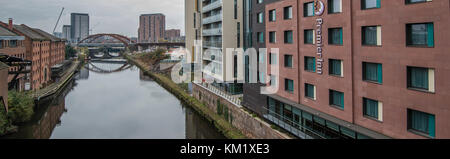 Photo aérienne du pont de corde de Salford Banque D'Images