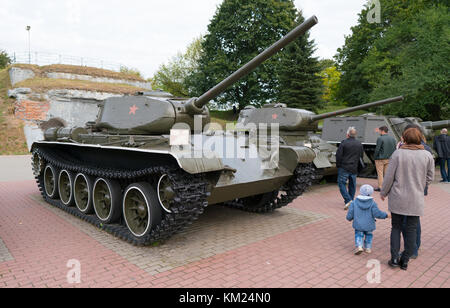 Brest, Biélorussie - 25 septembre 2016 : T-44 tank dans la forteresse de Brest Banque D'Images