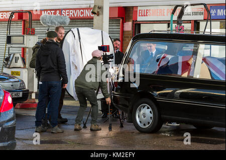 Wirral, UK. 19Th Mar, 2017. À la suite de la campagne de crowdfunding très réussi, le tournage se poursuit sur la nouvelle sitcom, morbides, par Merseyside indépendants société de production, prendre le gâteau Productions. La sitcom est écrit par Michael, et les étoiles, Dee. Crédit : Paul Warburton/Alamy Live News Banque D'Images