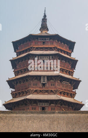 Vue rapprochée de la Pagode en bois Yingxian, site classé au patrimoine de l'UNESCO. Banque D'Images