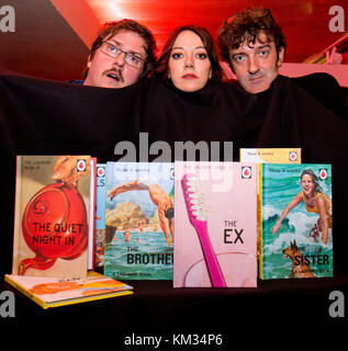 Auteurs Joel Morris et Jason Hazeley avec Diane Morgan de TV (Philomena Cunk, Phoenix Nights & Charlie Brooker's Screen Wipe) célébrant le jalon de 5 millions de ventes et le lancement de 11 nouveaux titres dans la série Ladybird Books for Grown-ups lors d'un événement de célébration au Royal Festival Hall avec : Joel Morris, Jason Hazeley, Diane Morgan où : Londres, Royaume-Uni quand : 02 Nov 2017 crédit : Andrew Fosker/PinPep/WENN.com Banque D'Images