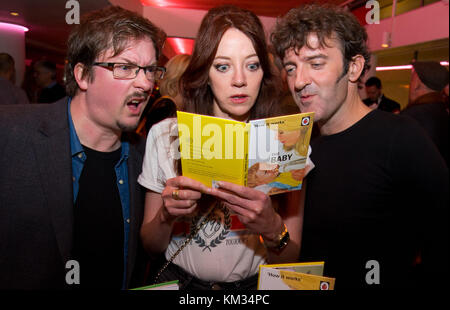 Auteurs Joel Morris et Jason Hazeley avec Diane Morgan de TV (Philomena Cunk, Phoenix Nights & Charlie Brooker's Screen Wipe) célébrant le jalon de 5 millions de ventes et le lancement de 11 nouveaux titres dans la série Ladybird Books for Grown-ups lors d'un événement de célébration au Royal Festival Hall avec : Joel Morris, Jason Hazeley, Diane Morgan où : Londres, Royaume-Uni quand : 02 Nov 2017 crédit : Andrew Fosker/PinPep/WENN.com Banque D'Images