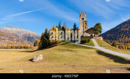 Église de San Gian en Engadine près de l'aéroport de Samedan Banque D'Images