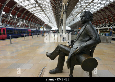 Statue off Isambard Kingdom Brunel, la gare de Paddington, Londres Banque D'Images