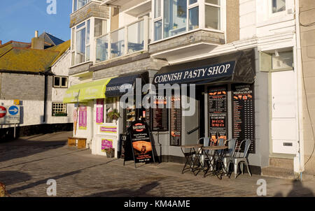 Cornish pasty shop boulangerie à St Ives, Cornwall, UK Banque D'Images