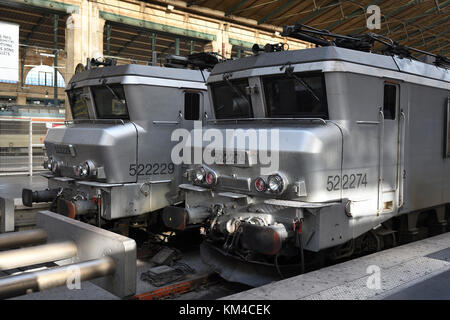 Classe BB 22200;locomotives électriques;522229;522274;gare du nord;paris;france Banque D'Images