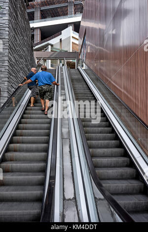 Escaliers, escalier, escaliers en mouvement Banque D'Images